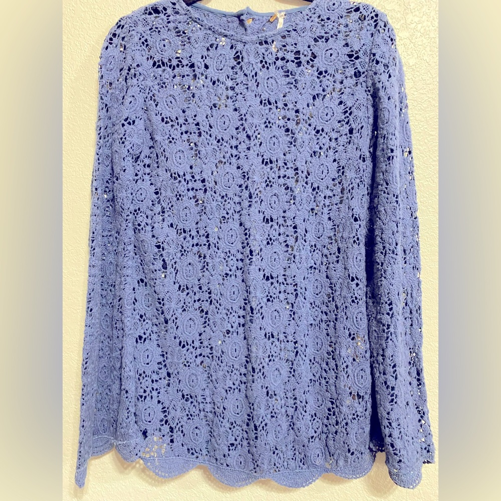 Free People XS navy blue crochet lace long sleeve button up cardigan